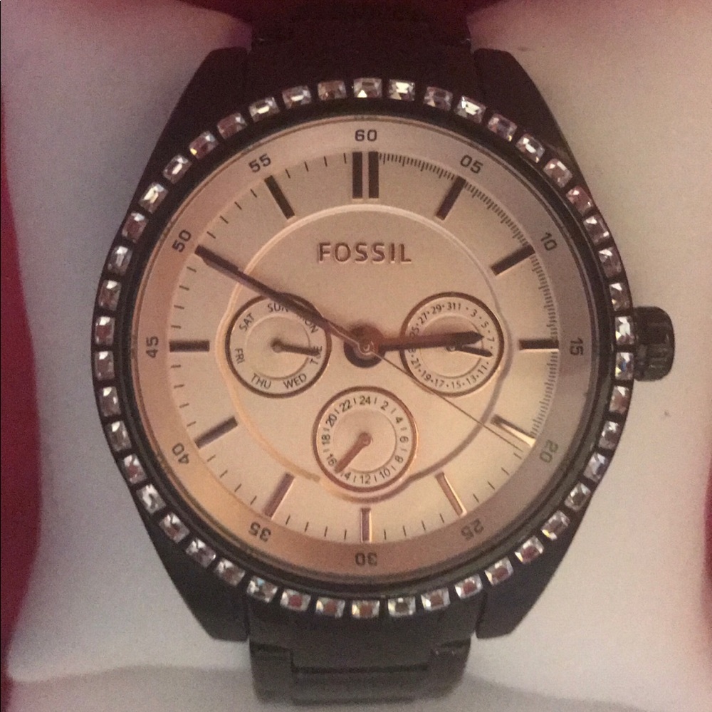 women’s fossil watch